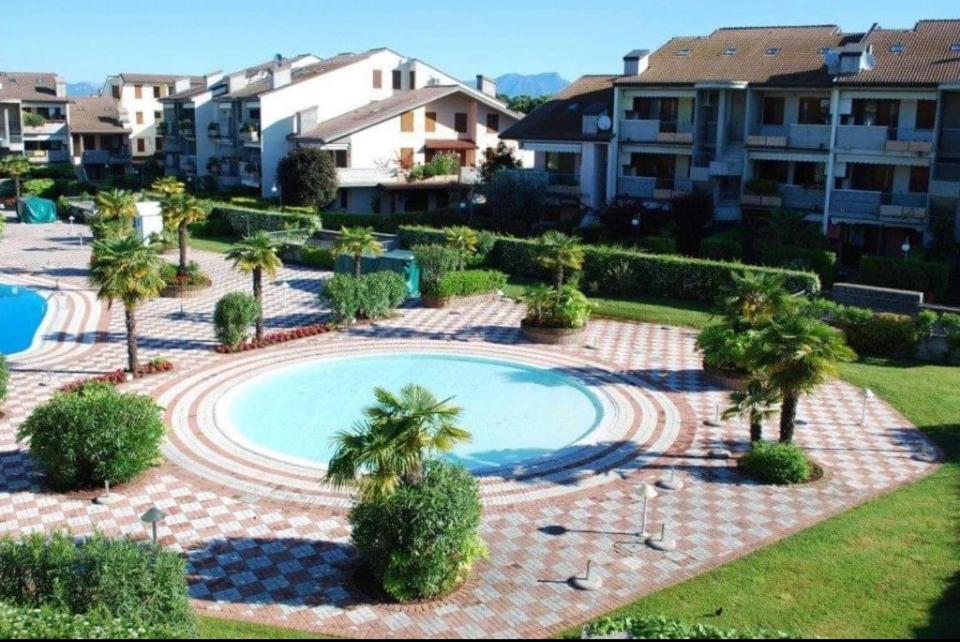 Casa Lorenzo Daire Desenzano del Garda Dış mekan fotoğraf