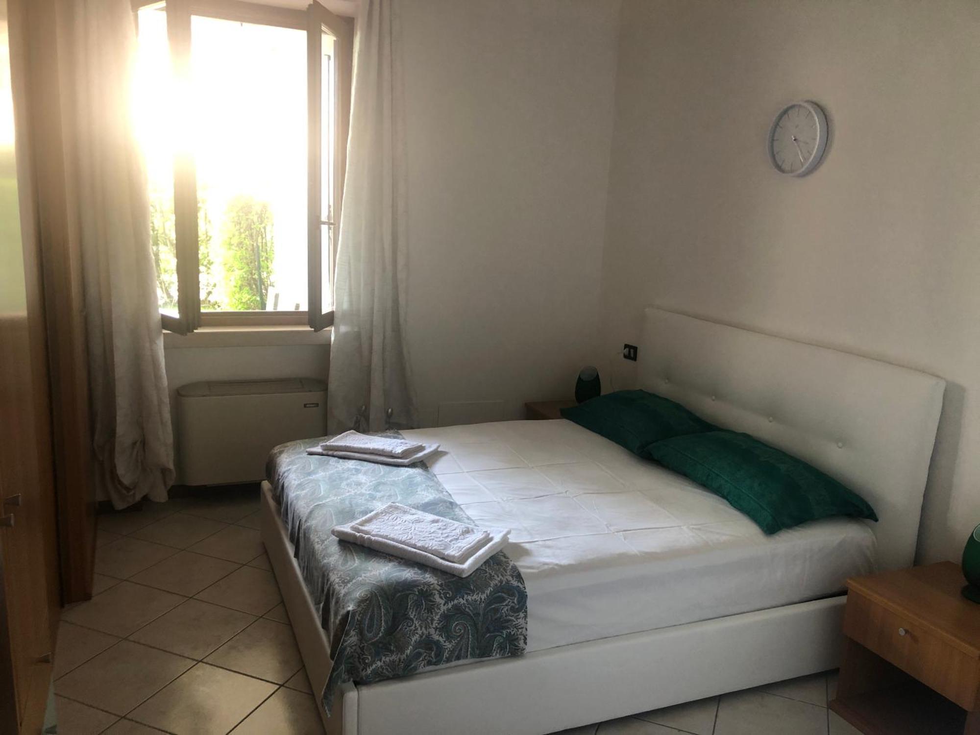 Casa Lorenzo Daire Desenzano del Garda Dış mekan fotoğraf