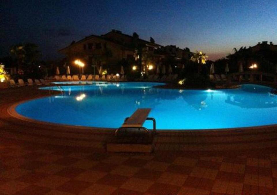 Casa Lorenzo Daire Desenzano del Garda Dış mekan fotoğraf