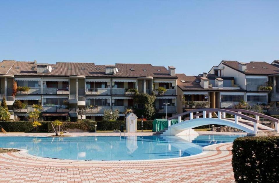 Casa Lorenzo Daire Desenzano del Garda Dış mekan fotoğraf